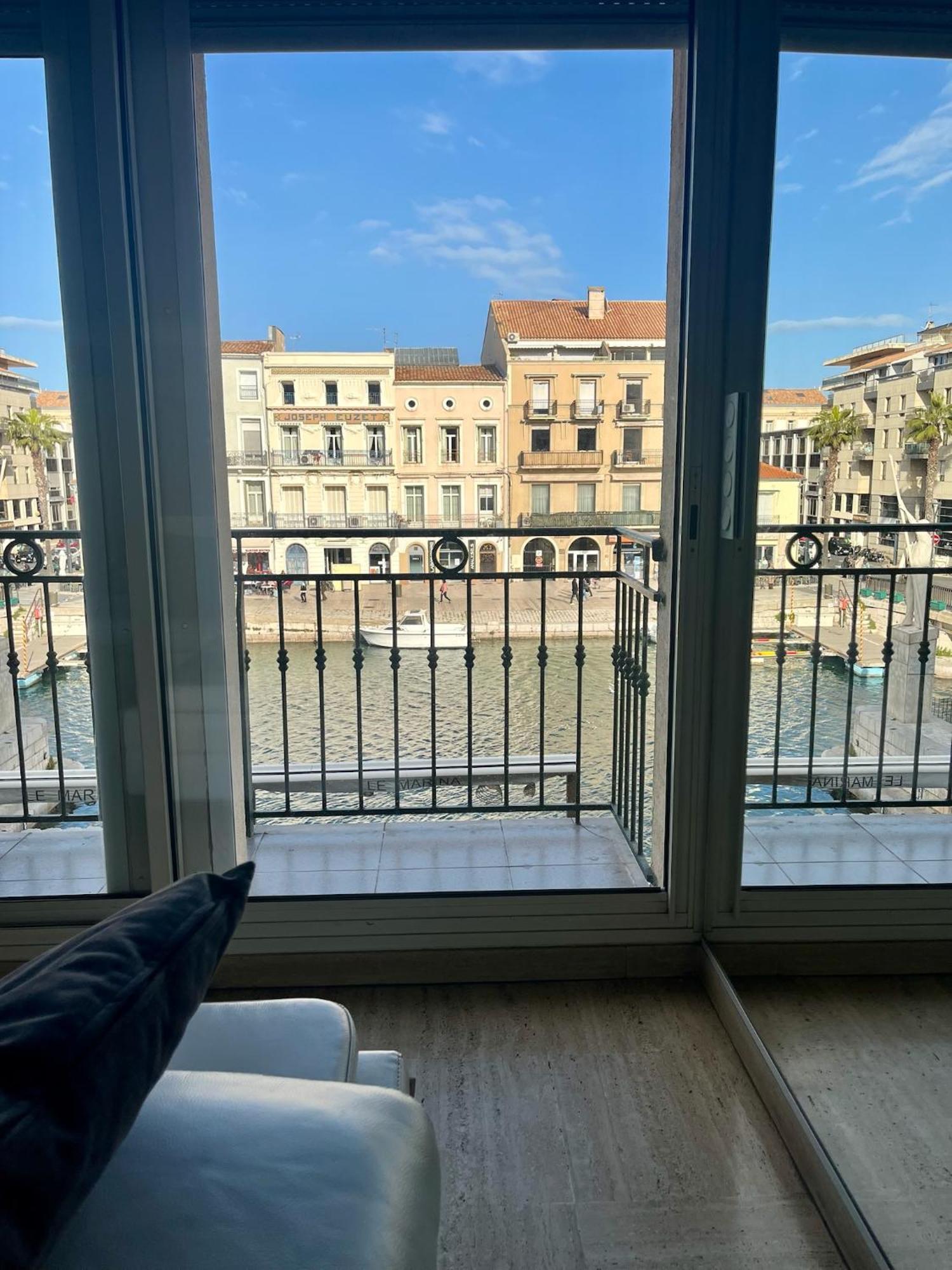 "Le Cadre Royal" Appartement De Standing Sur Quai Avec Parking Sète Eksteriør billede